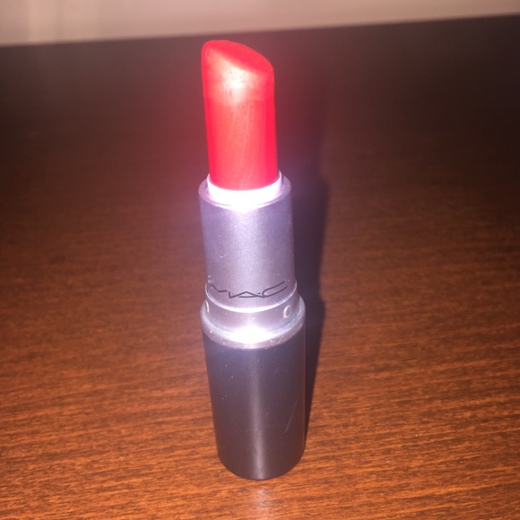 Mac Ruby Woo