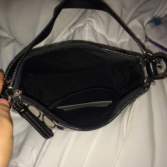 Coach mini black signature bag purse - Picture 2 of 3