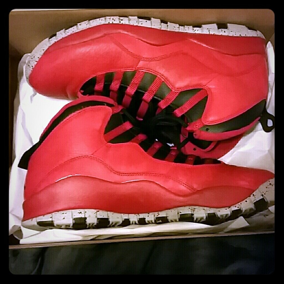 Bulls Over Broadway 10s