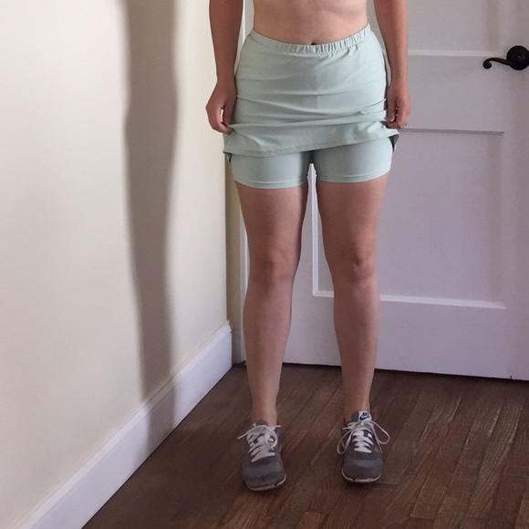 SOLD NIKE Dri-Fit skort in mint green color