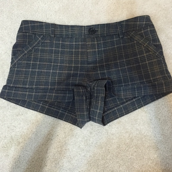 Plaid forever 21 shorts