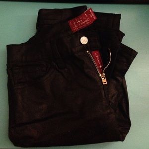 Shiny Black Lucky Brand!