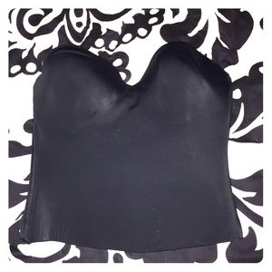 Low-back 38D hook closure bustier