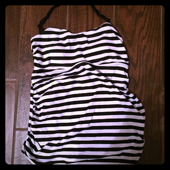 Liz Lange maternity tankini swim top