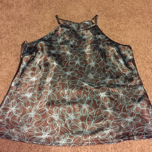 Cute silky blouse - Picture 1 of 2