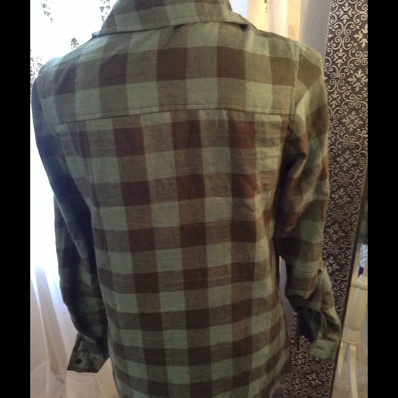 Checkered flannel button up - Picture 3 of 3
