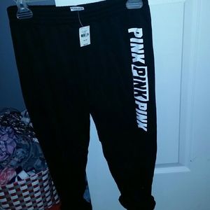 NWT. VS PINK sweat pant compris