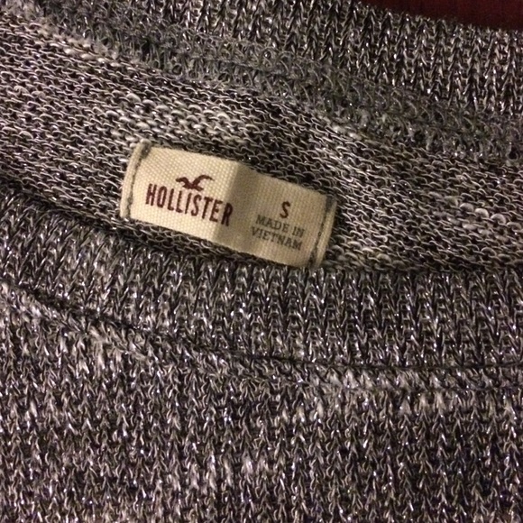 super cute hollister shirt - Picture 2 of 3