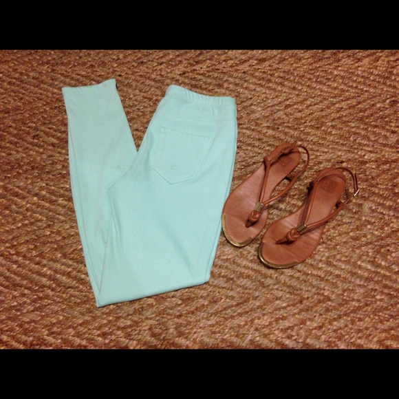 SOLD Super cute and comfy Mint jeggings - Picture 2 of 2