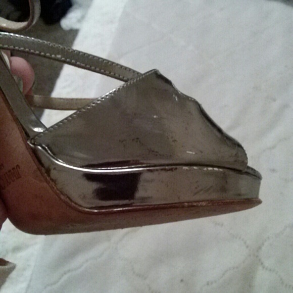 Sold - Picture 3 of 4