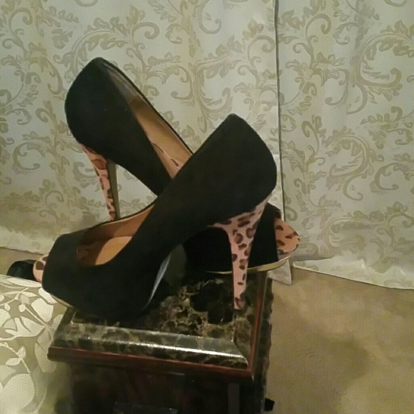 Black and Leopard