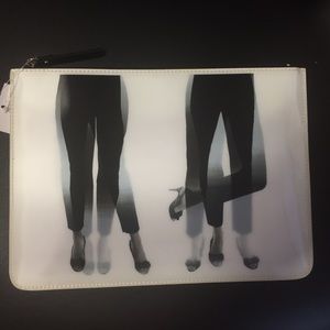 NEW KATE SPADE GEORGIE BONE/BLACK CLUTCH! 💋👄