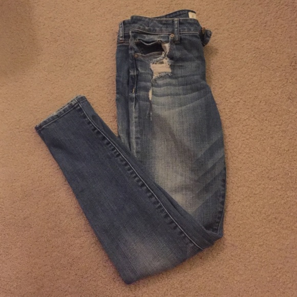 Size 4 Abercrombie Skinny Jeans