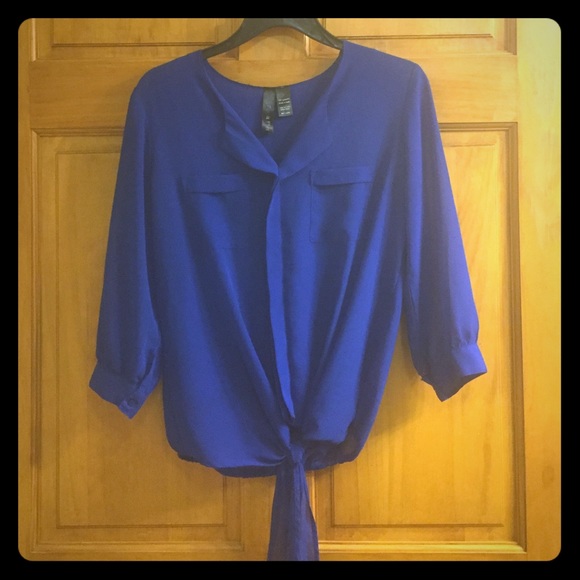 Trendy Blue Top
