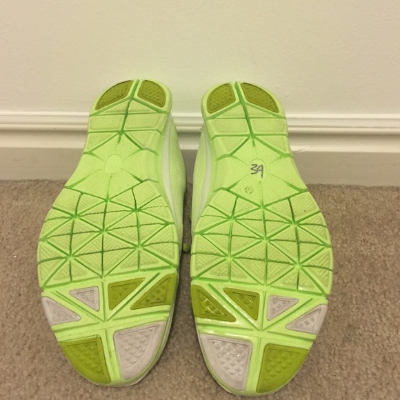Nike Shoes - Nike Free TR Fit 4, sz 8.5 Nike Shoes - Nike Free TR Fit 4, sz 8.5