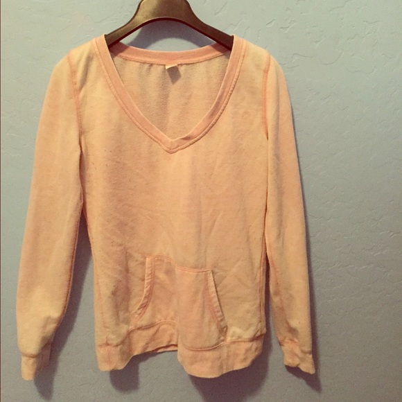 Light pink Kirra sweater