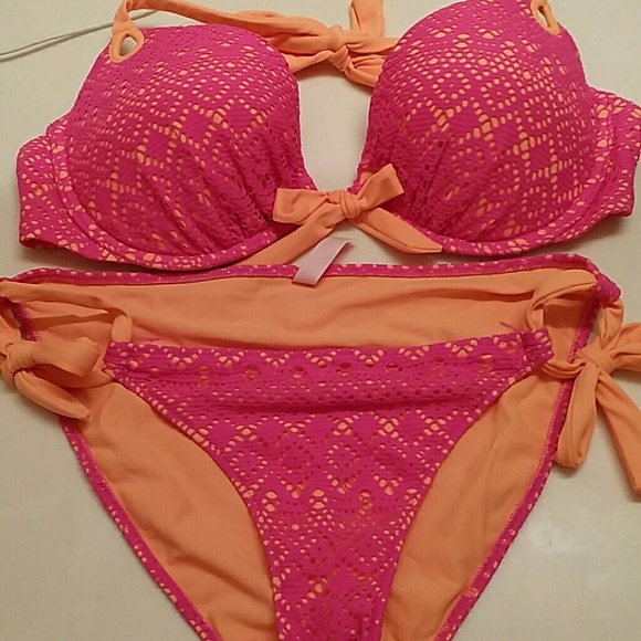 Victoria's secret bikini top 36d bottoms large