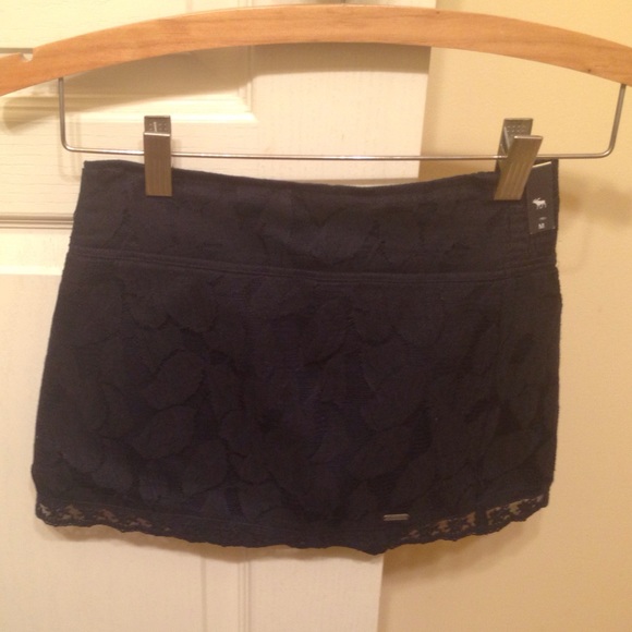Floral Navy Short Skirt