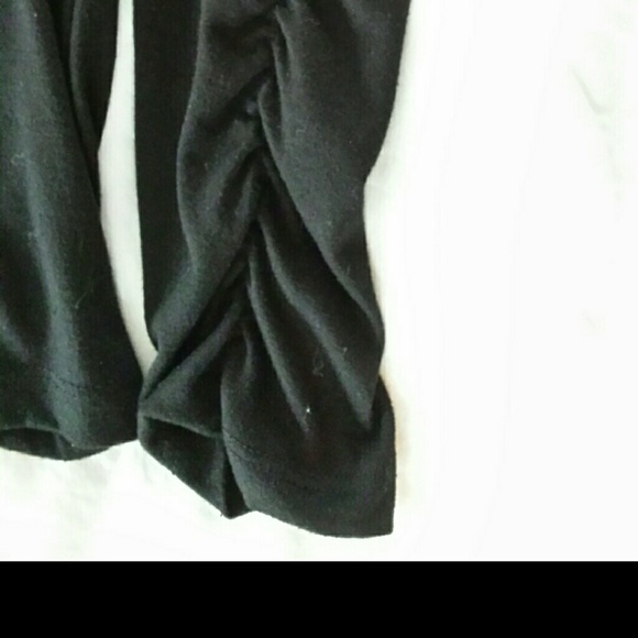 ♡Sold♡ Cute yoga hoodie - Picture 4 of 4