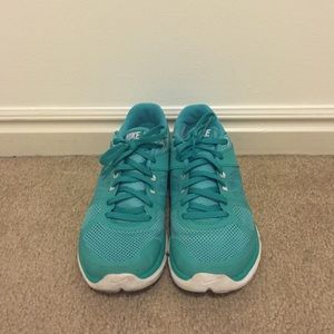 Nike Shoes - Nike Flex 2014 Run, sz 7.5 Nike Shoes - Nike Flex 2014 Run, sz 7.5