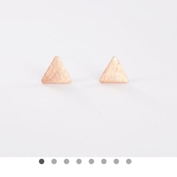 Simple delicate triangle earrings. Rose gold