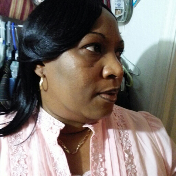 Suits - Picture 1 of 1