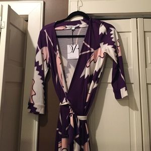 Never worn! DVF New Julian Two