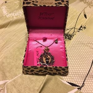 Betsy Johnson necklace