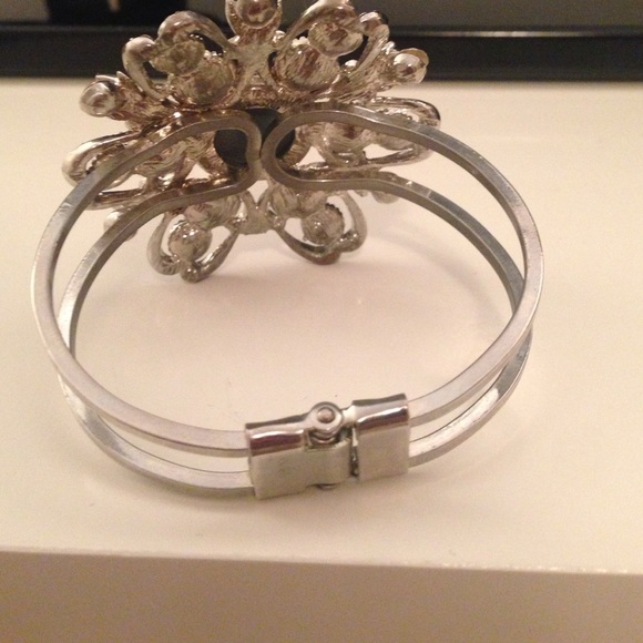 Silver Floral Cuff - Picture 2 of 4
