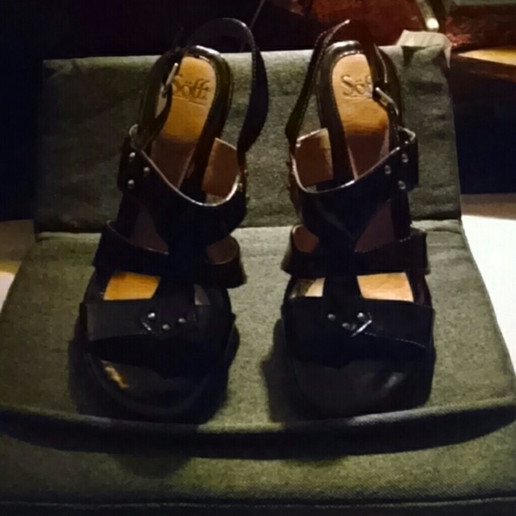 Softt black patient leather NWOT wedge sandals