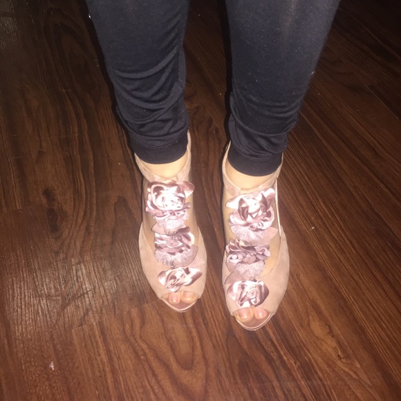 Bakers rose heels