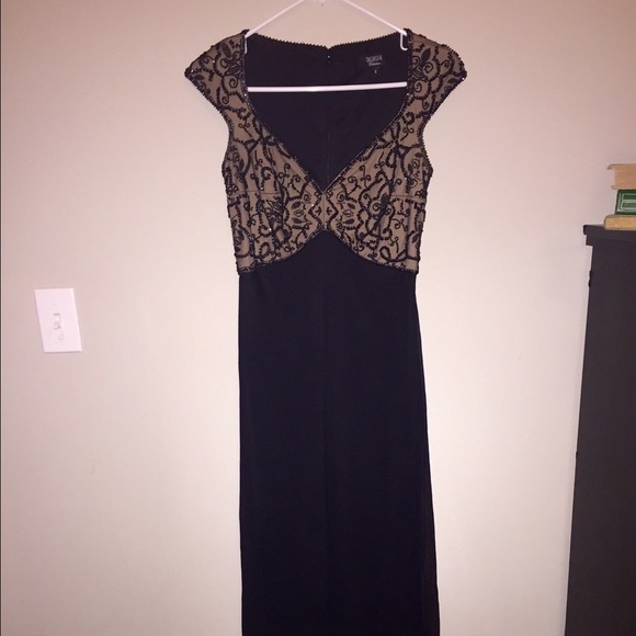 Tadashi Silk Beaded Gown (Nude/ Black)