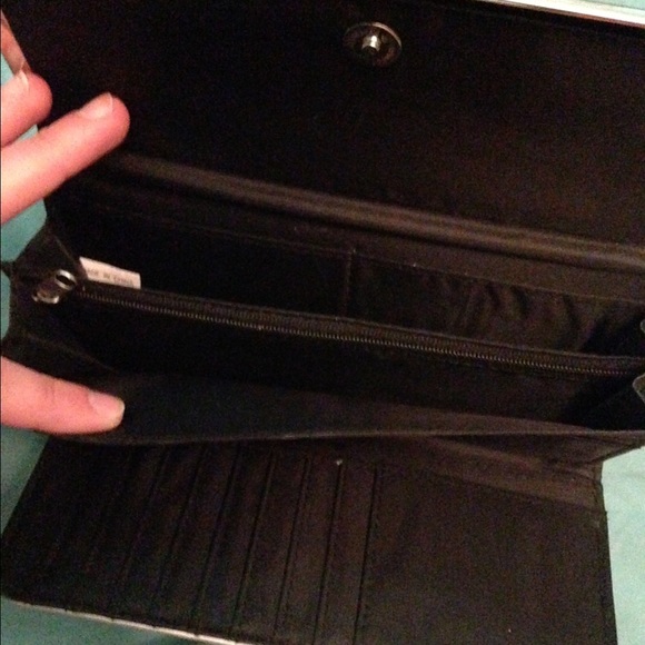 Wallet - Picture 3 of 3