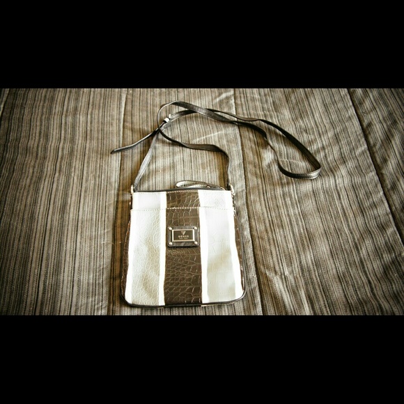 Guess crossbody bag