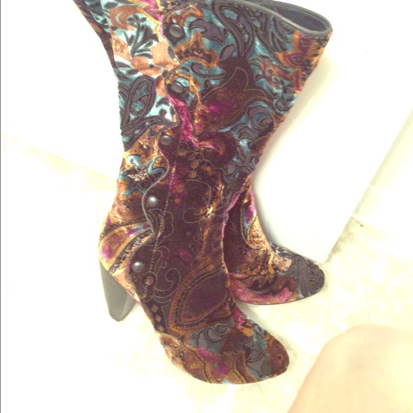 Classy and Colorful Suede Boots