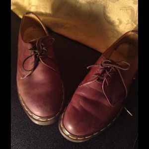 Dr Martens Brown leather oxfords