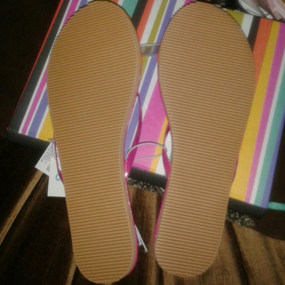 Thong Style Flip Flop Sandals *Pink / Tangerine* - Picture 2 of 3