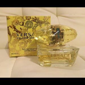 Versace yellow diamond