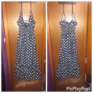 (2 for $50) 🌟B&W Polka Dot dress🌟