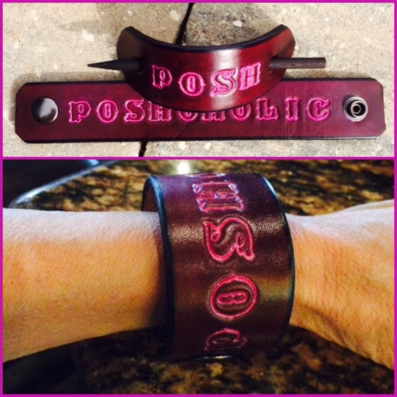 ✨💫HP✨💫POSHAHOLIC✨Available now for ✨ PRE-ORDER - Picture 2 of 4