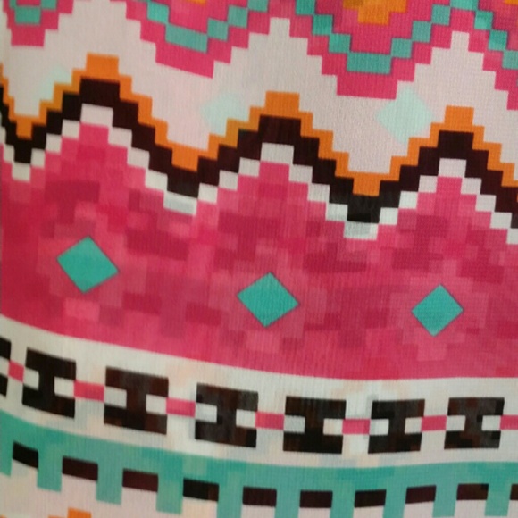 5 STAR Rated Vibrant Aztec Print Flowy Sheer - Picture 4 of 4