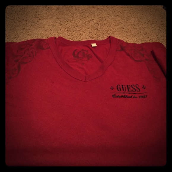Men's GUESS TEE