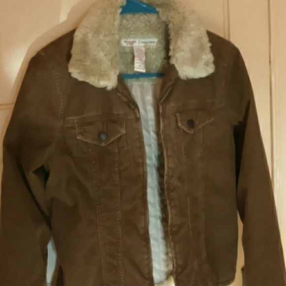 Jacket - Picture 1 of 4