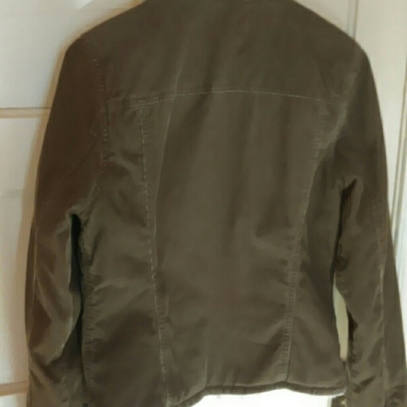 Jacket - Picture 3 of 4