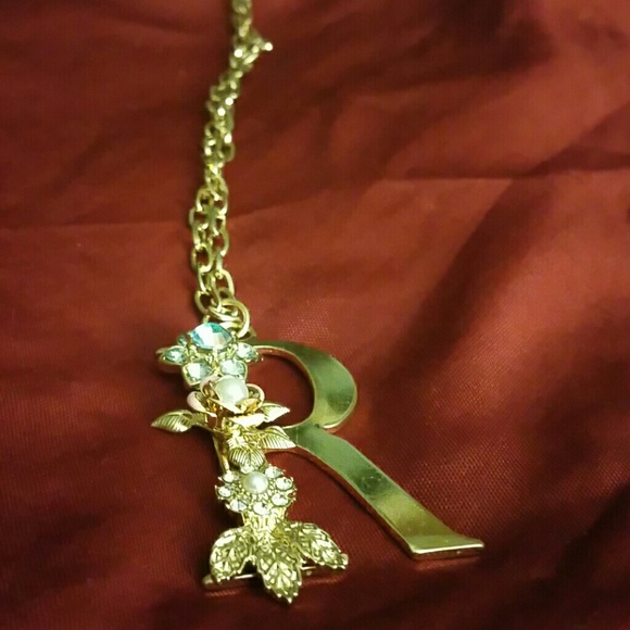 *R* - Picture 1 of 1