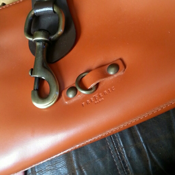 Paris Handbag - Picture 4 of 4