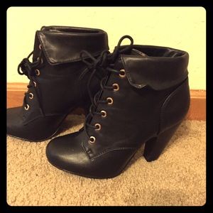 Women's Dollhouse Mozza Boot-Black