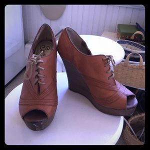 Seychelles Leather Platform Wedges