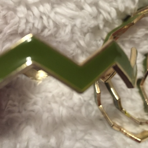 Stackable chevron bangles - Picture 3 of 3