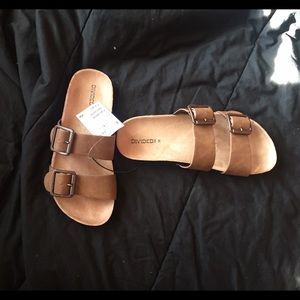 H&M brown sandals (Divided)